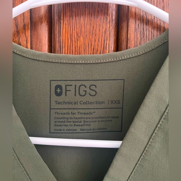 2 FIGS scrub sets CHARCOAL and MOSS XXS - Picture 11 of 15